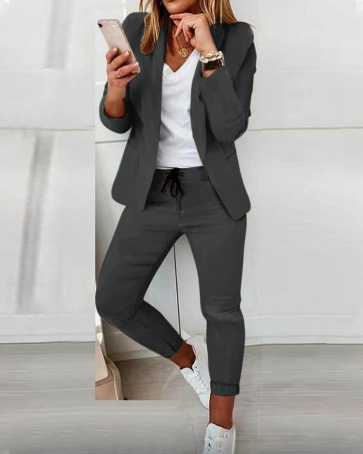 ADELE - STYLISH BLAZER AND TROUSERS SET