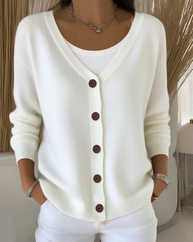 Amara | Classic Knit Sweater