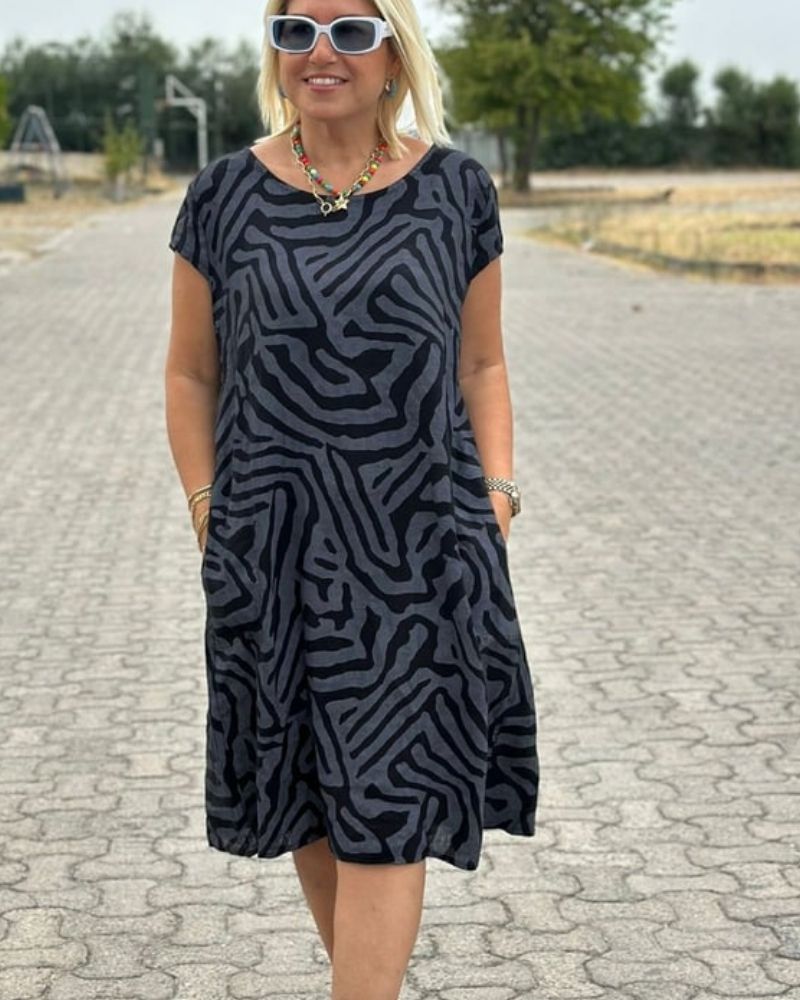 Evanna – Abstract Print Midi Dress