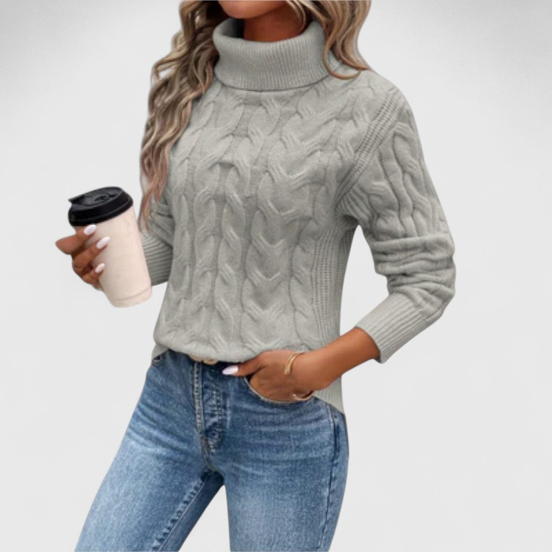 Amelia – Elegant Turtleneck Sweater in Knit