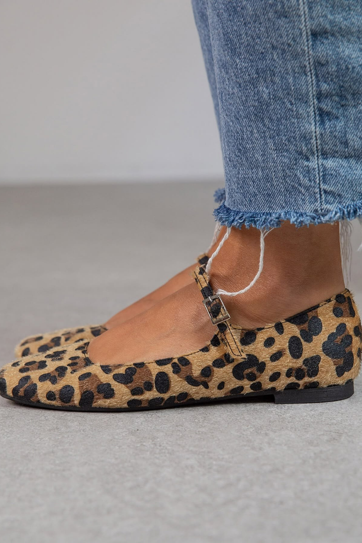 MILA Mary Jane Ballerinas – Elegant and Trendy Style