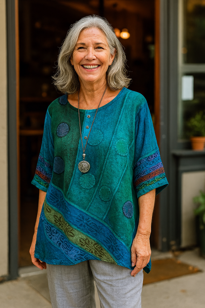 Stellah – Artistic Flowy Top