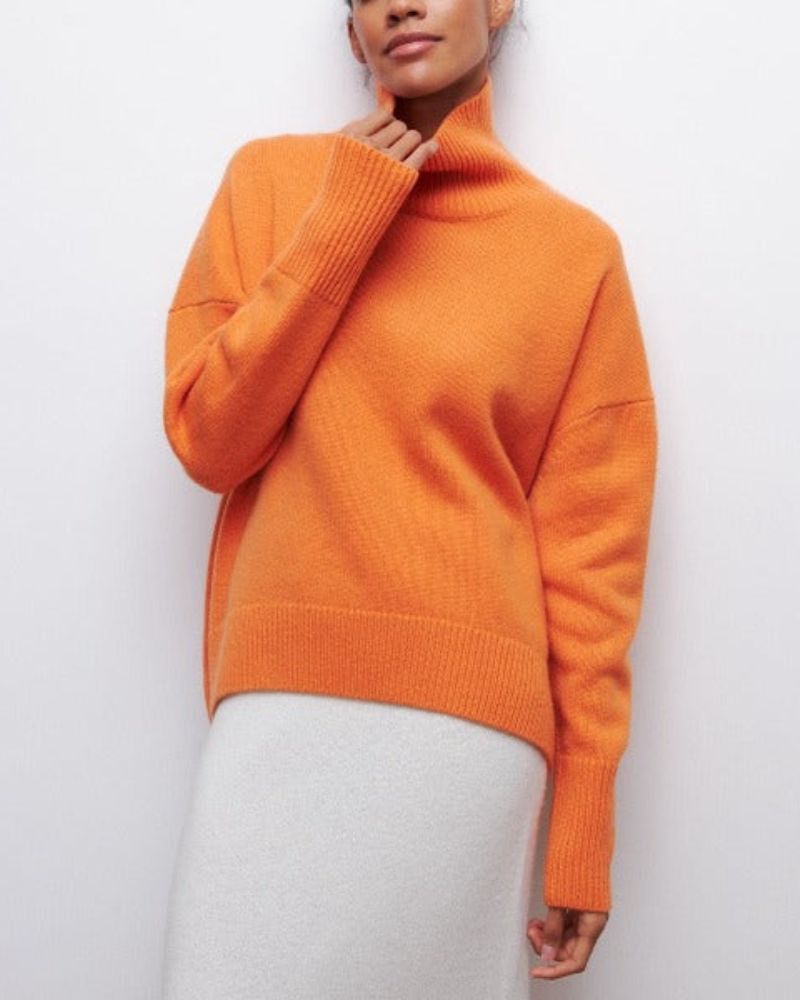 Alexa – Classic Turtleneck Sweater