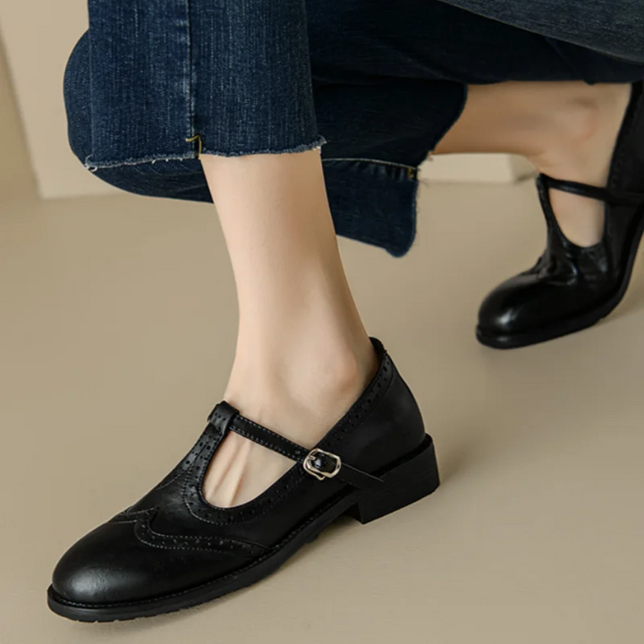 Bianna – Elegant T-Strap Flats