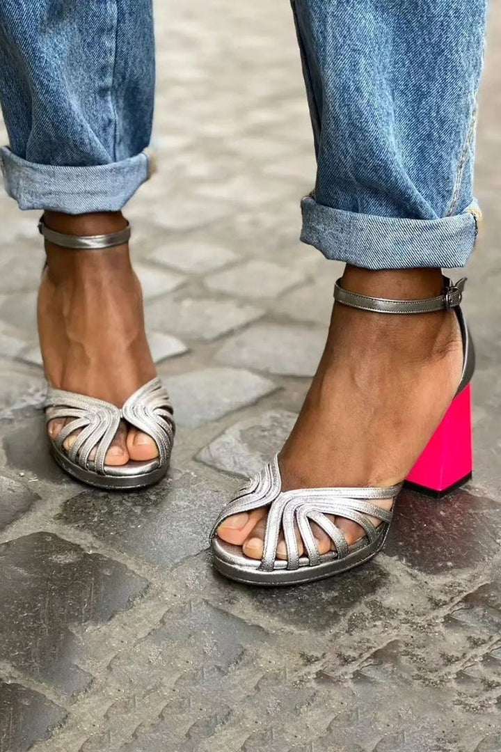 Naelle™ | Glossy sandals with chunky heel and refined buckle for an elegant style