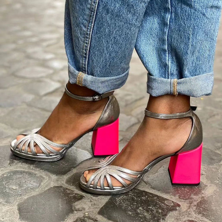 Naelle™ | Glossy sandals with chunky heel and refined buckle for an elegant style