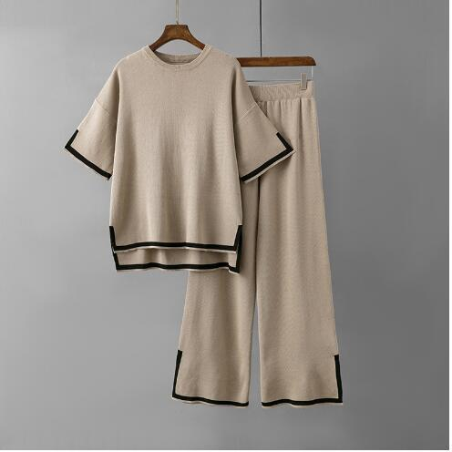 MARIANA - 2 PIECE SET IN STRETCHY AND SOFT MATERIAL