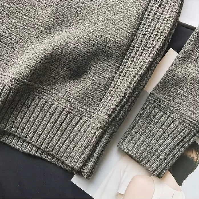 Louie – Stylish Sweater