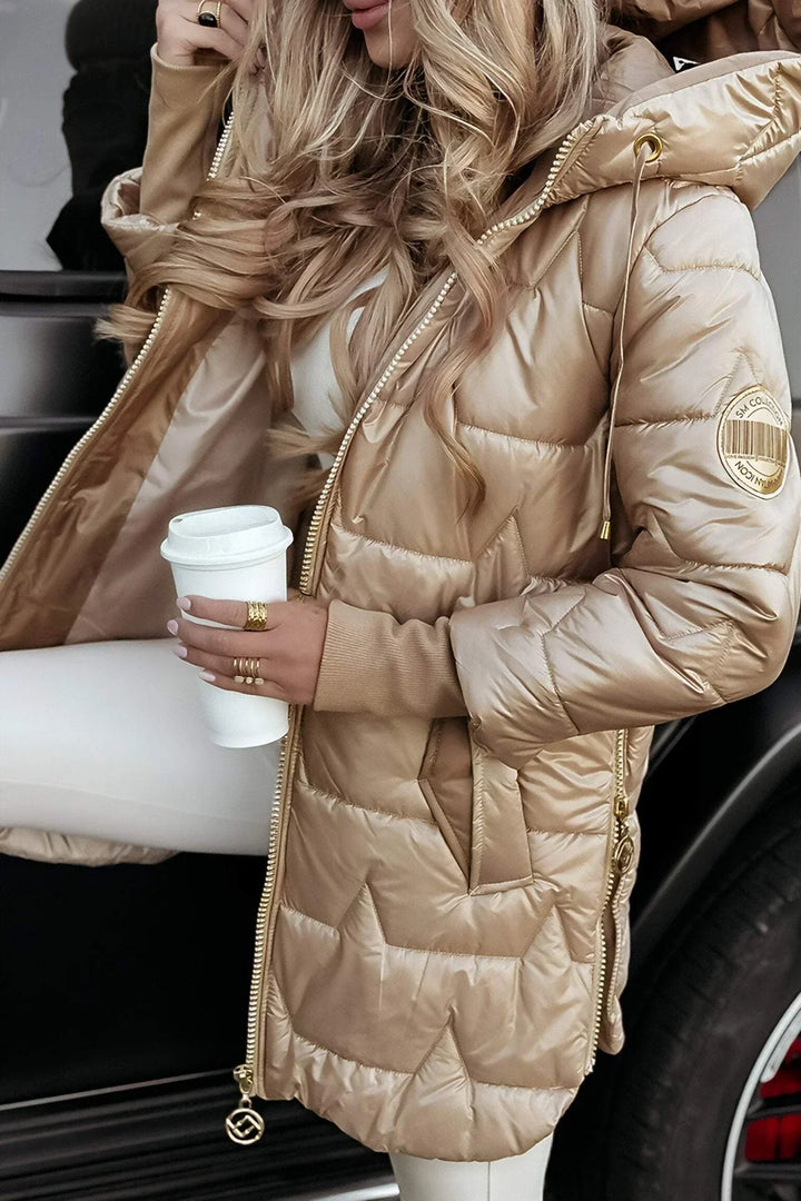 Nayumi – Elegant Winter Hooded Coat with Padding