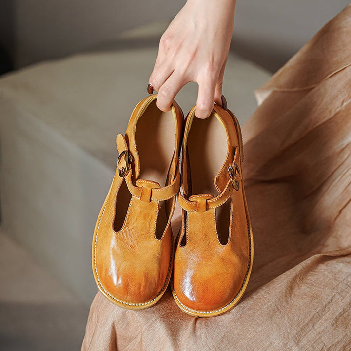 Fenzy – Elegant T-Strap Flats