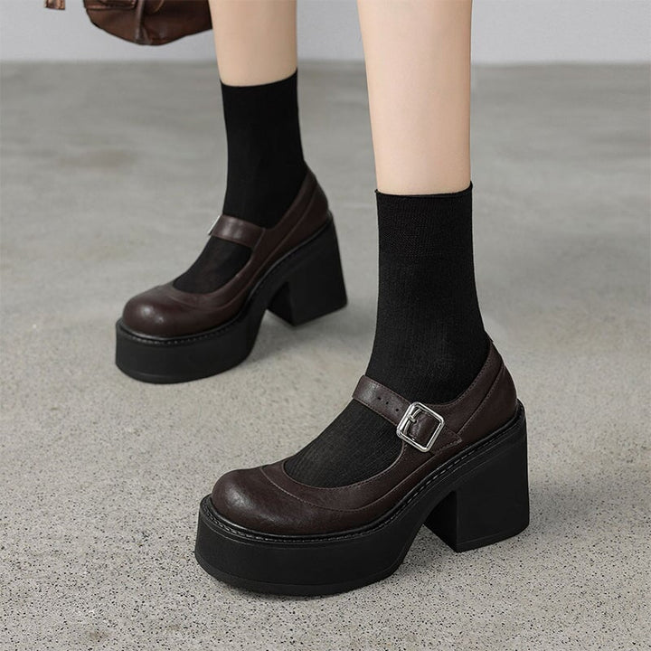 Phena – Elevated Leather Pumps