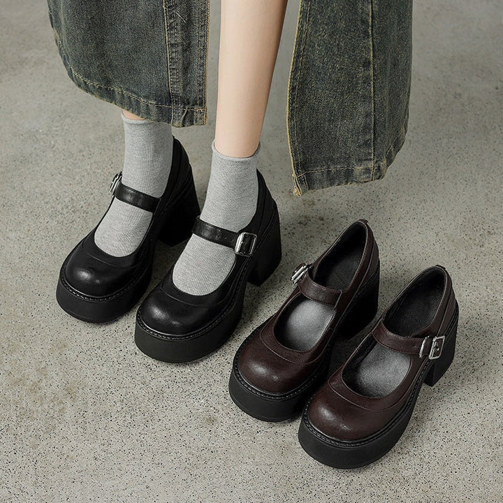 Phena – Elevated Leather Pumps