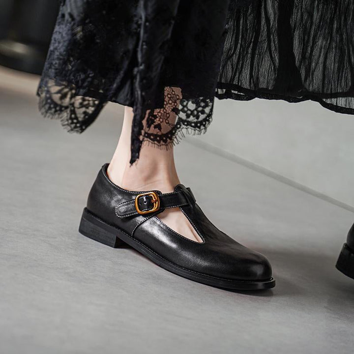 Fenzy – Elegant T-Strap Flats
