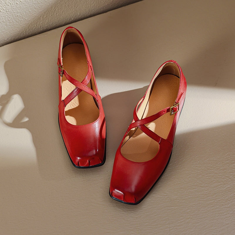 Edda – Elegant Crossover Strap Flats